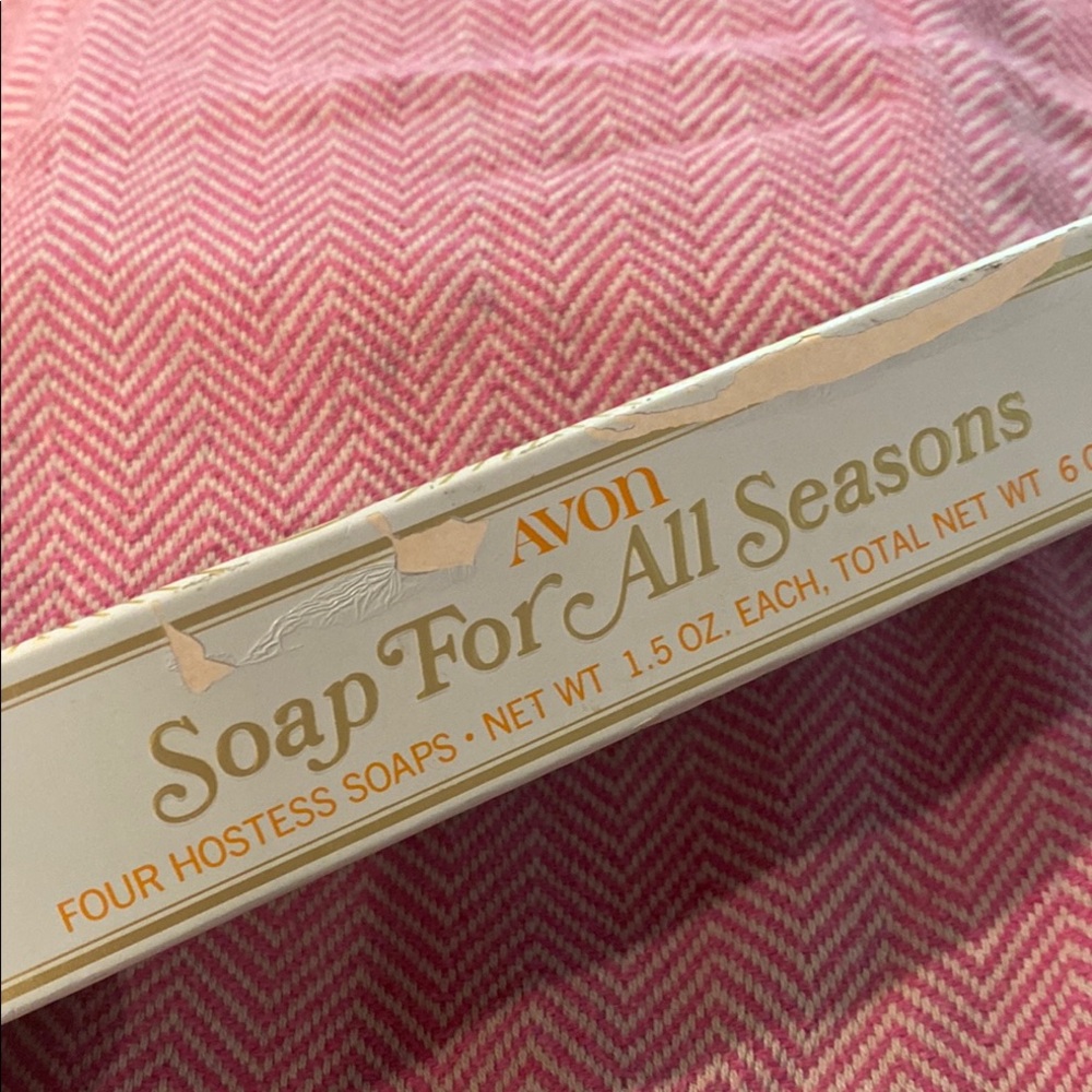 Avon Vintage Soap Sets - For All Seasons, Hana Gasa & Gallery Originals - Picture 7 of 12